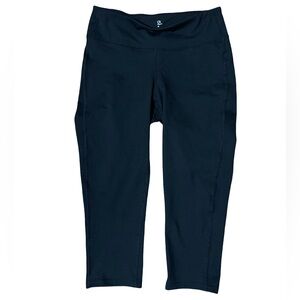 GAP Fit Women's Black Cropped Leggings